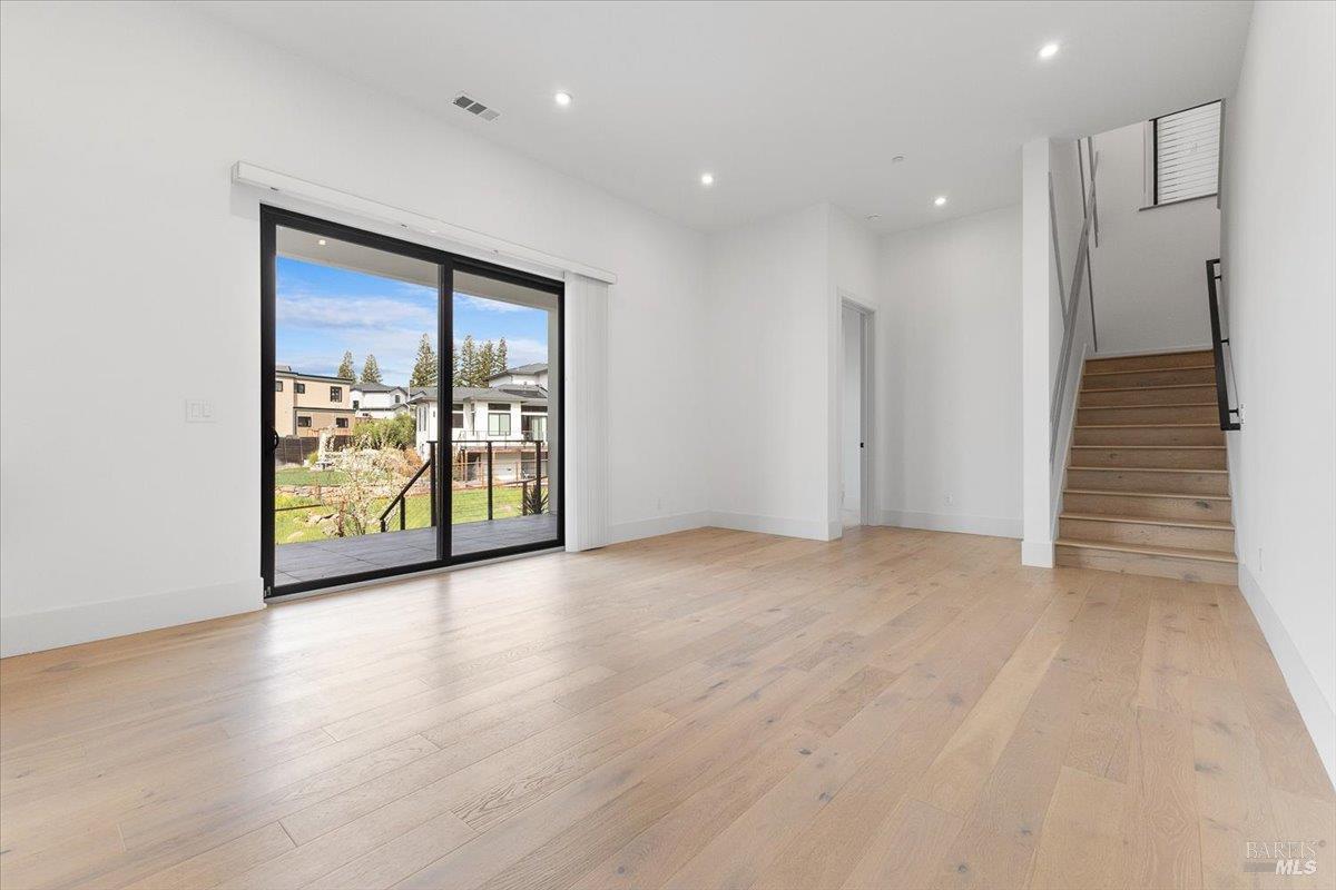 Detail Gallery Image 44 of 75 For 3623 Crescent Cir, Santa Rosa,  CA 95403 - 4 Beds | 5 Baths