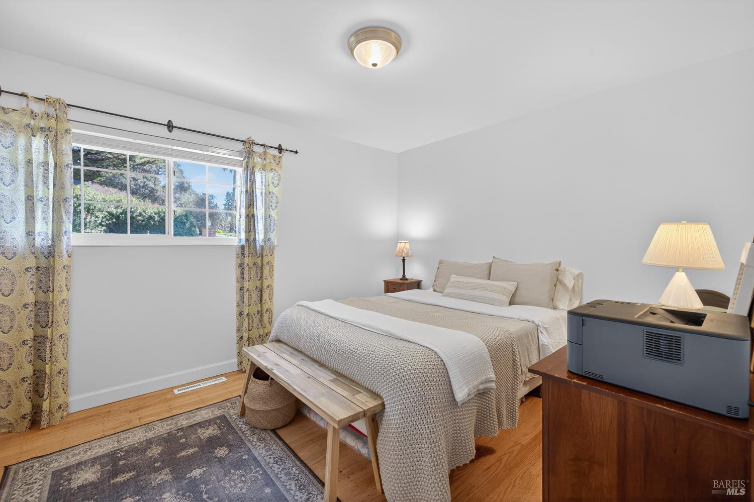 Detail Gallery Image 32 of 51 For 445 Marshall Ave, Petaluma,  CA 94952 - 3 Beds | 2 Baths
