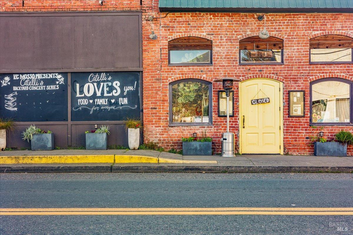 Detail Gallery Image 28 of 36 For 75 Ca-128 Hwy, Geyserville,  CA 95441 - 3 Beds | 2 Baths