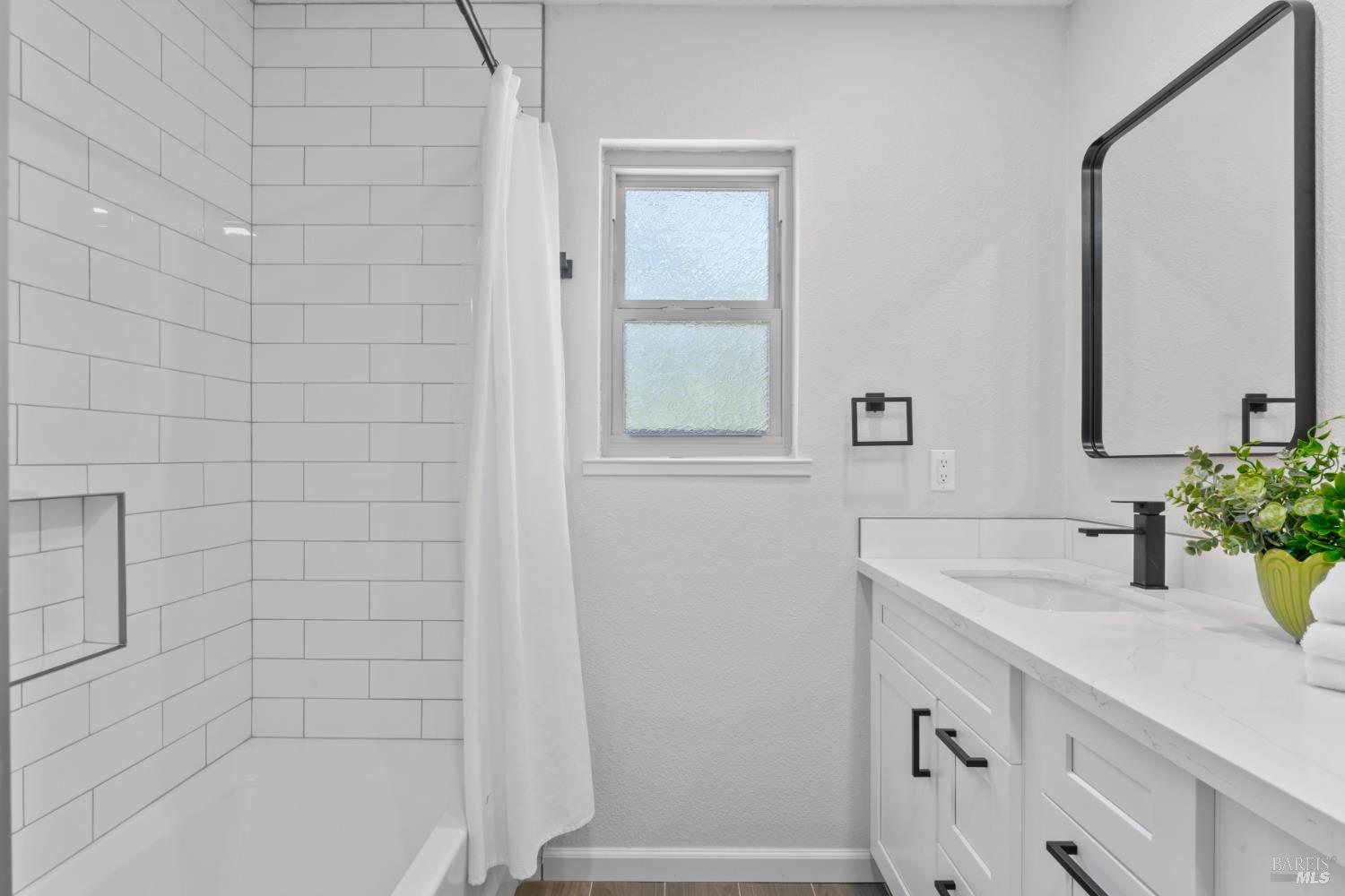 Detail Gallery Image 48 of 88 For 1661 Fairfield Ave, Fairfield,  CA 94533 - 3 Beds | 2/1 Baths