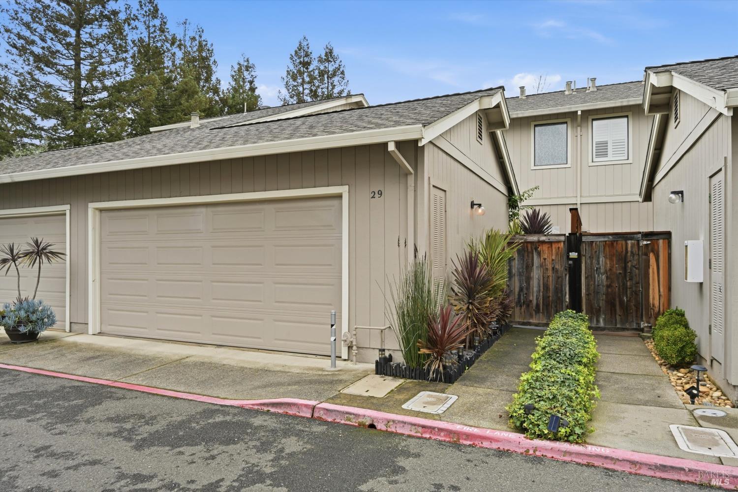 Detail Gallery Image 31 of 32 For 29 Vanessa Ct, Napa,  CA 94558 - 2 Beds | 2 Baths