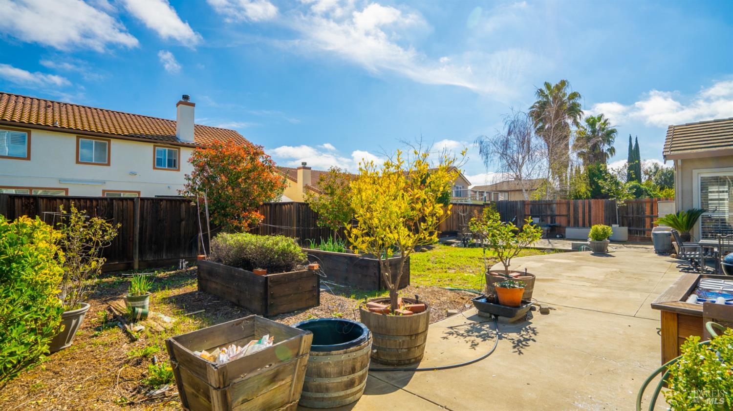 Detail Gallery Image 36 of 62 For 1803 Sanger Peak Way, Antioch,  CA 94531 - 4 Beds | 2/1 Baths