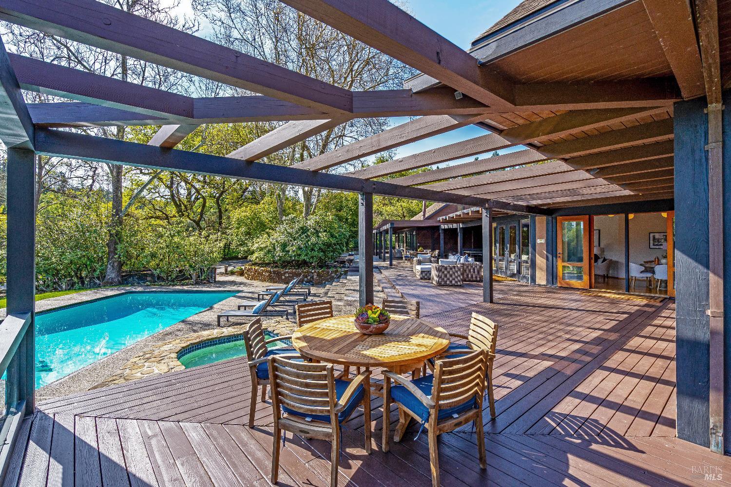 Detail Gallery Image 52 of 68 For 1626 Whitehall Ln, Saint Helena,  CA 94574 - 5 Beds | 7/1 Baths