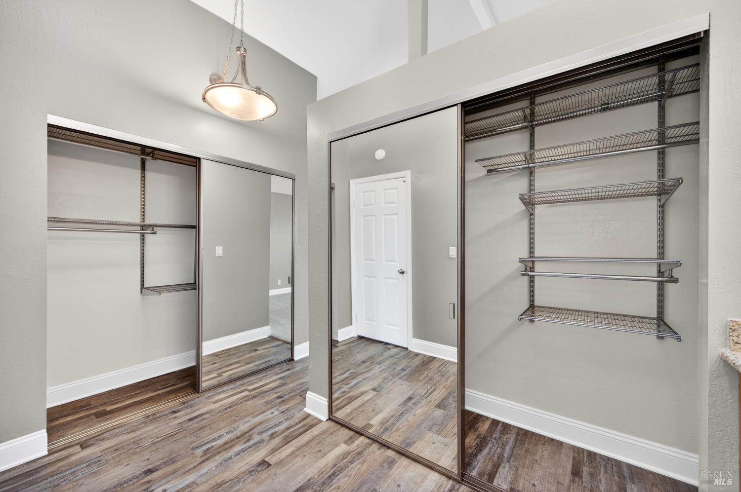 Detail Gallery Image 19 of 37 For 195 E B St, Benicia,  CA 94510 - 3 Beds | 2/1 Baths