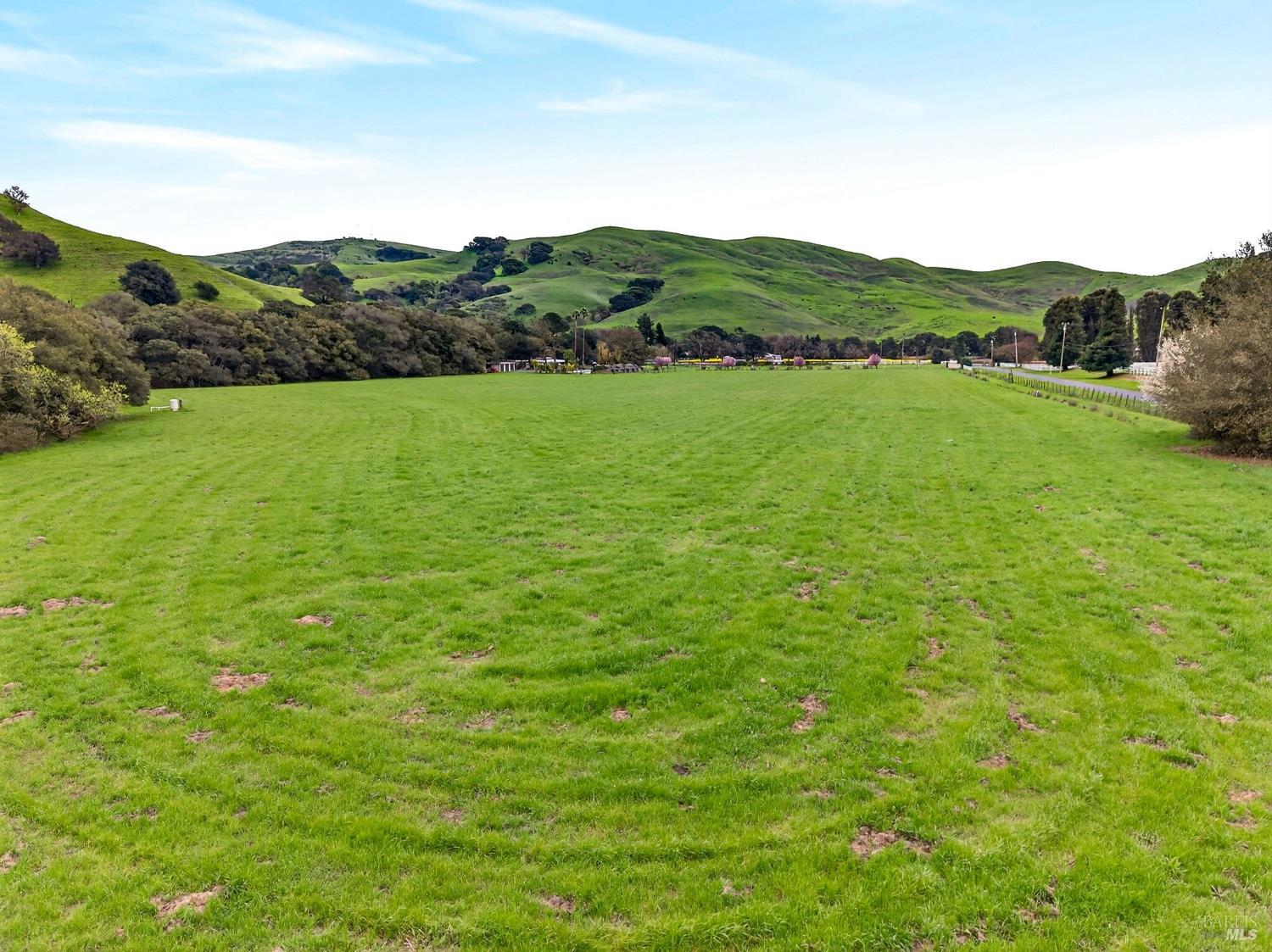 Detail Gallery Image 56 of 69 For 3534 Spurs Trl, American Canyon,  CA 94503 - 4 Beds | 2 Baths