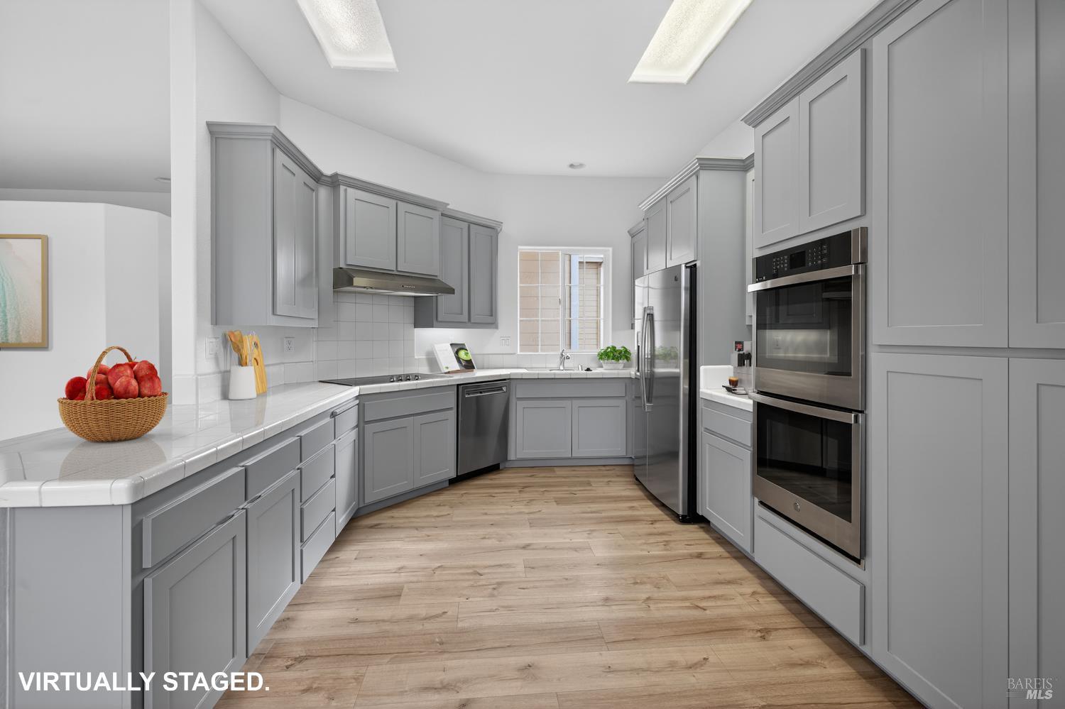 Detail Gallery Image 3 of 65 For 6539 Pine Valley Dr, Santa Rosa,  CA 95409 - 3 Beds | 2 Baths