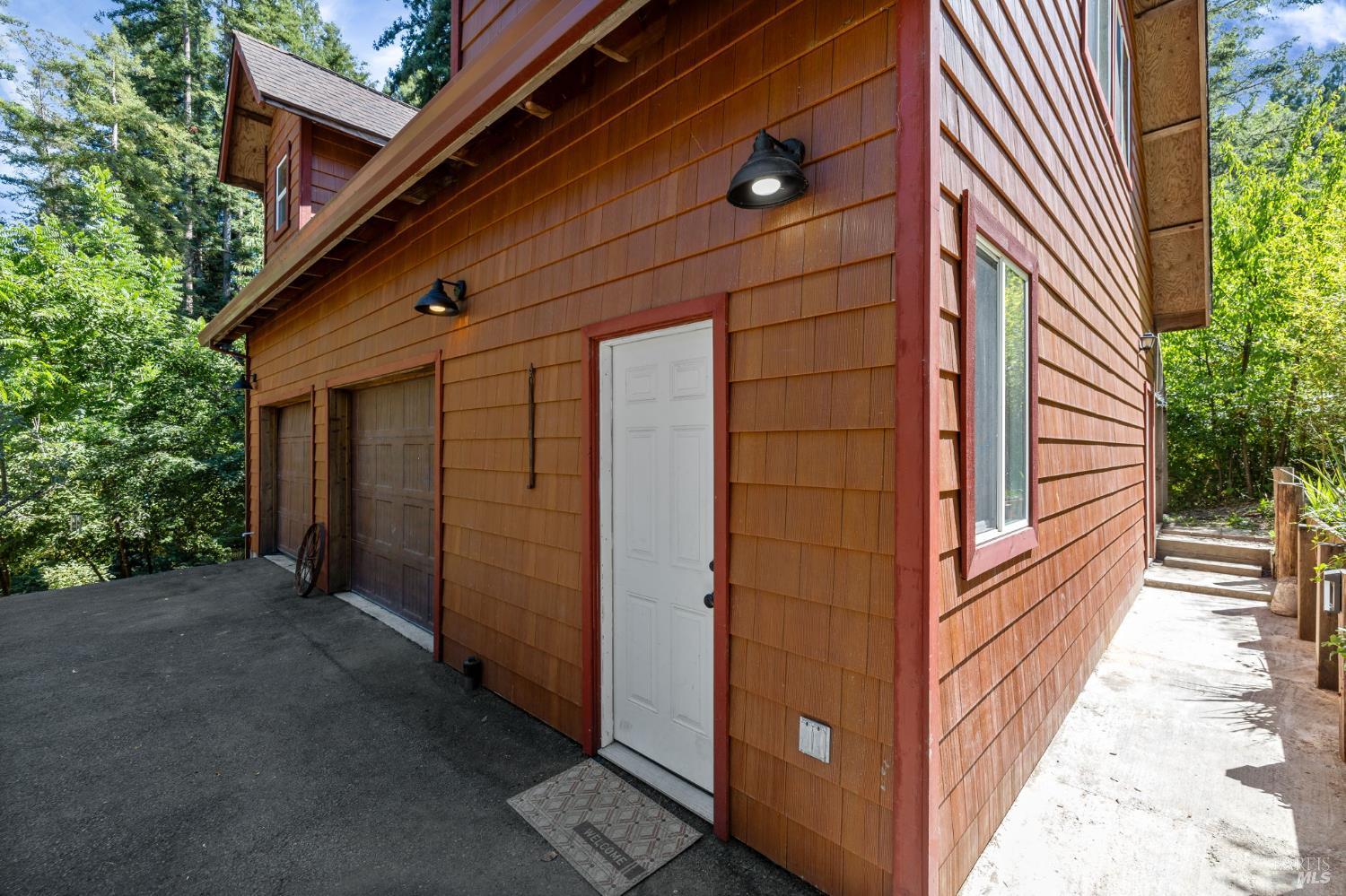 Detail Gallery Image 36 of 53 For 9935 Occidental Rd, Sebastopol,  CA 95472 - 3 Beds | 3 Baths