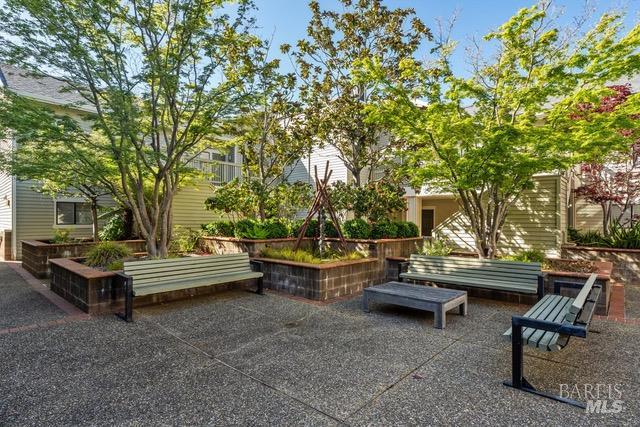 Detail Gallery Image 34 of 35 For 118 Eucalyptus Knoll St, Mill Valley,  CA 94941 - 2 Beds | 2 Baths