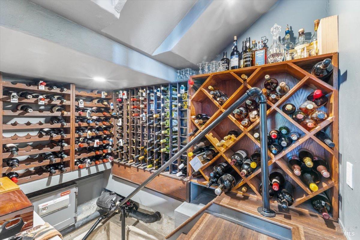 Detail Gallery Image 37 of 96 For 433 Tee Ct, Healdsburg,  CA 95448 - 4 Beds | 3/1 Baths