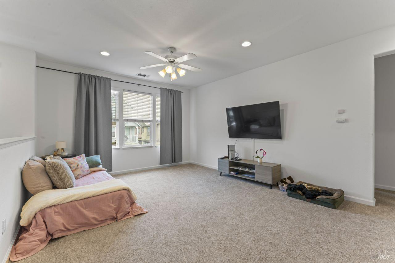 Detail Gallery Image 15 of 25 For 865 Citation Ct, Napa,  CA 94559 - 3 Beds | 2/1 Baths