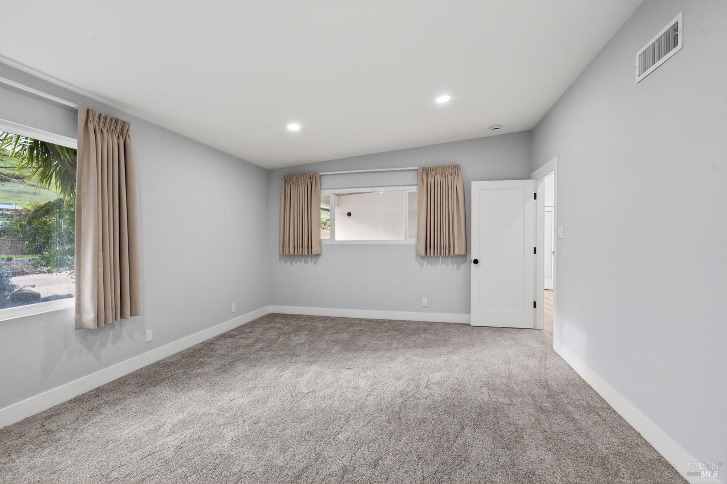 Detail Gallery Image 31 of 69 For 3534 Spurs Trl, American Canyon,  CA 94503 - 4 Beds | 2 Baths