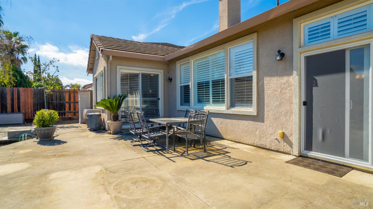 Detail Gallery Image 39 of 62 For 1803 Sanger Peak Way, Antioch,  CA 94531 - 4 Beds | 2/1 Baths