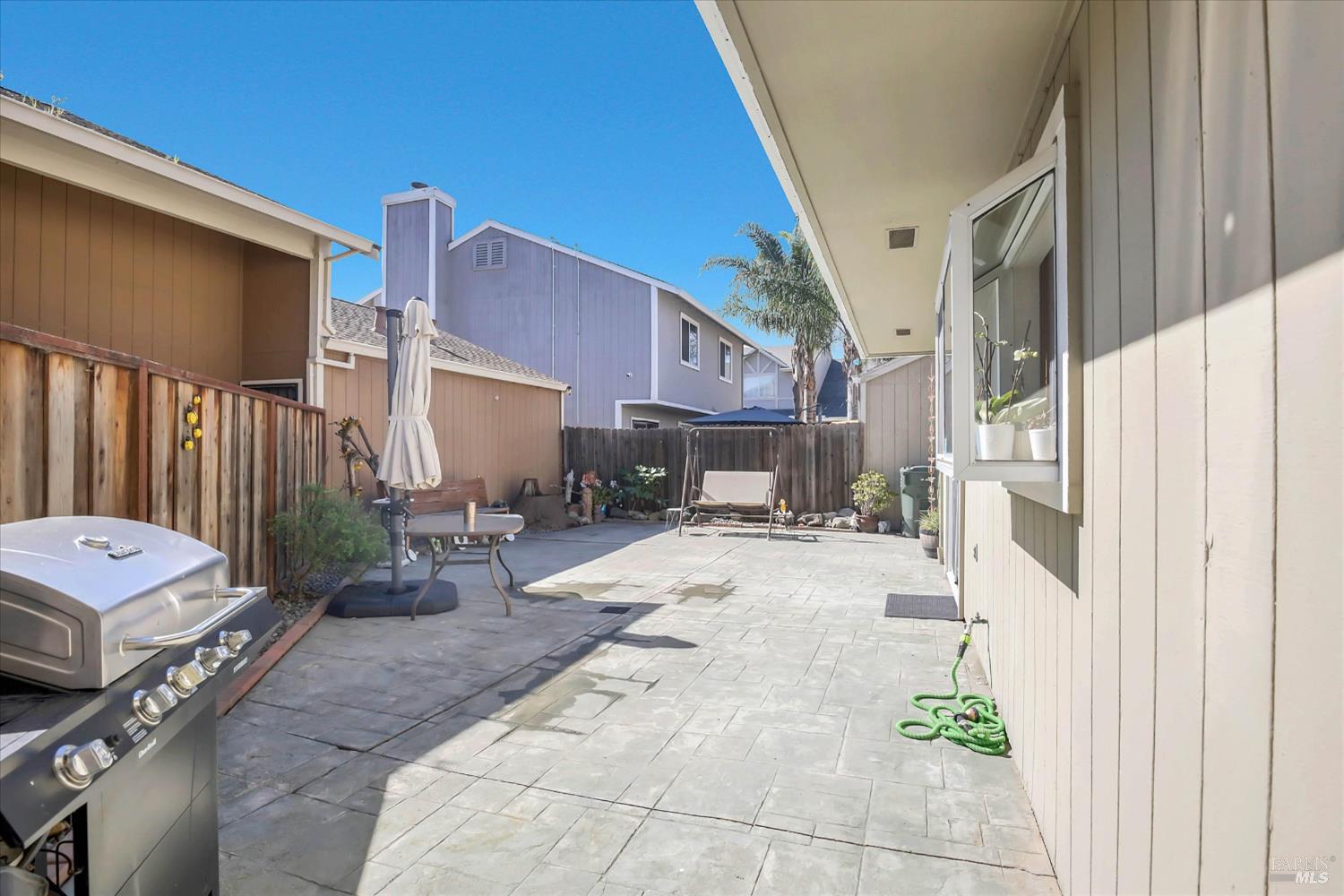 Detail Gallery Image 33 of 49 For 633 Country Ln, Oakley,  CA 94561 - 4 Beds | 2/1 Baths