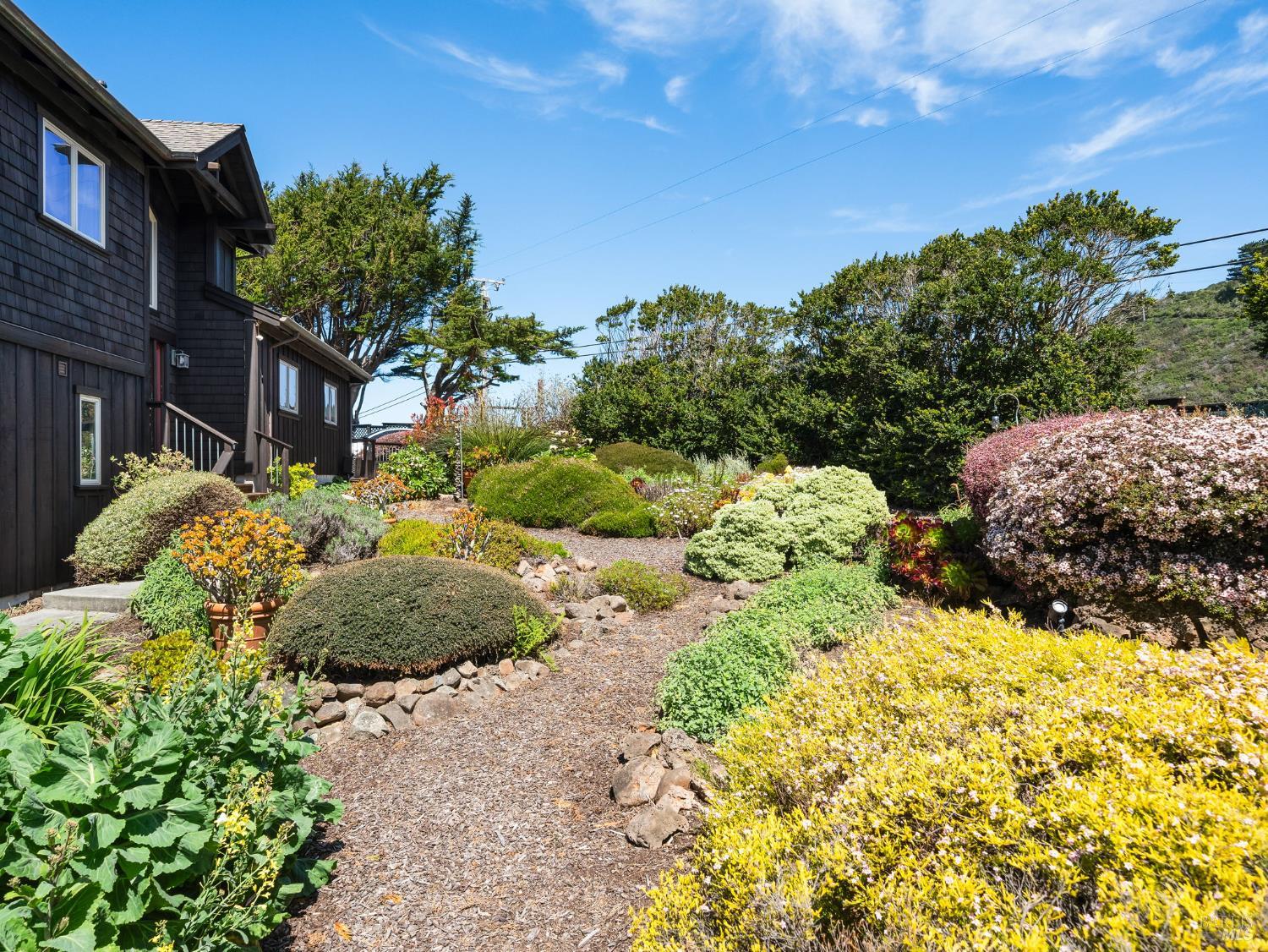 Detail Gallery Image 36 of 39 For 7400 S Highway 1 Unkn, Elk,  CA 95432 - 3 Beds | 3 Baths