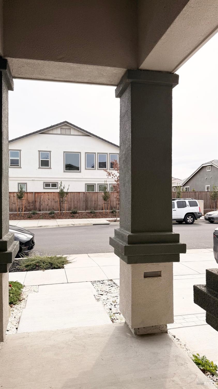 Detail Gallery Image 5 of 49 For 1548 Nightfall Ln, Fairfield,  CA 94533 - 5 Beds | 4 Baths