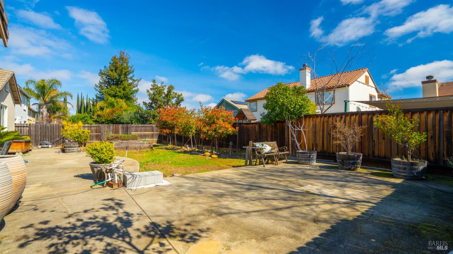 Detail Gallery Image 40 of 62 For 1803 Sanger Peak Way, Antioch,  CA 94531 - 4 Beds | 2/1 Baths