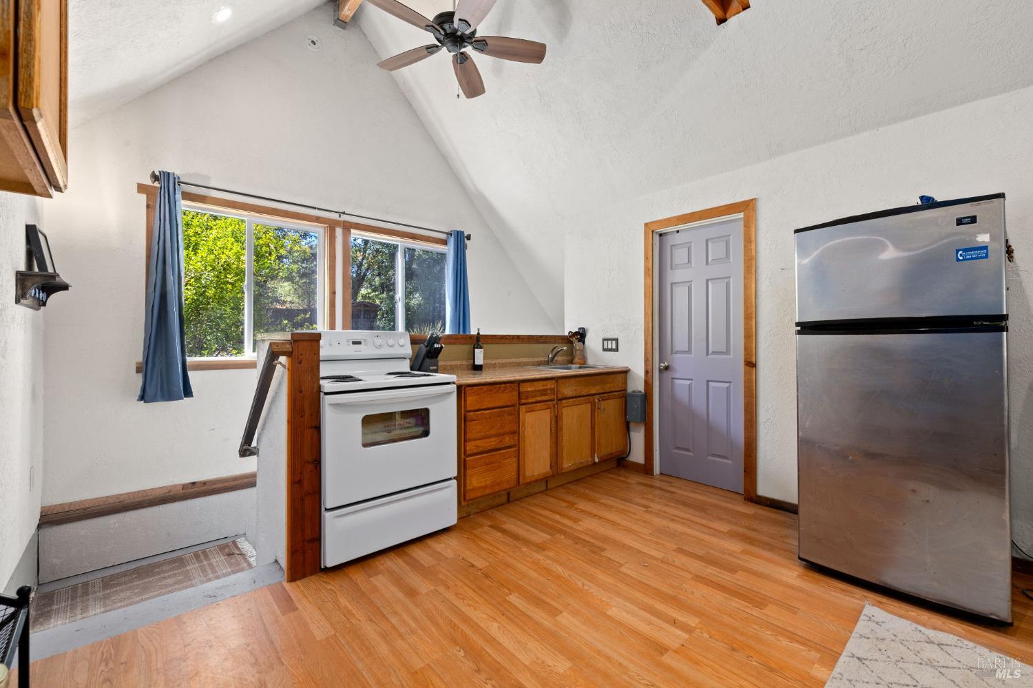 Detail Gallery Image 38 of 53 For 9935 Occidental Rd, Sebastopol,  CA 95472 - 3 Beds | 3 Baths