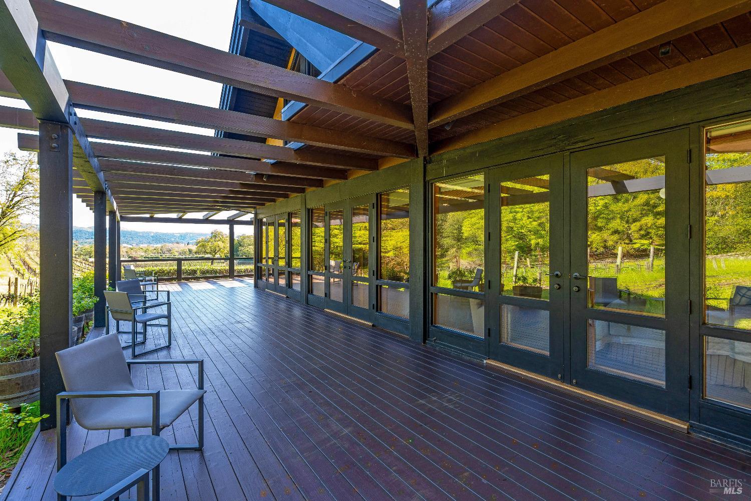 Detail Gallery Image 57 of 68 For 1626 Whitehall Ln, Saint Helena,  CA 94574 - 5 Beds | 7/1 Baths