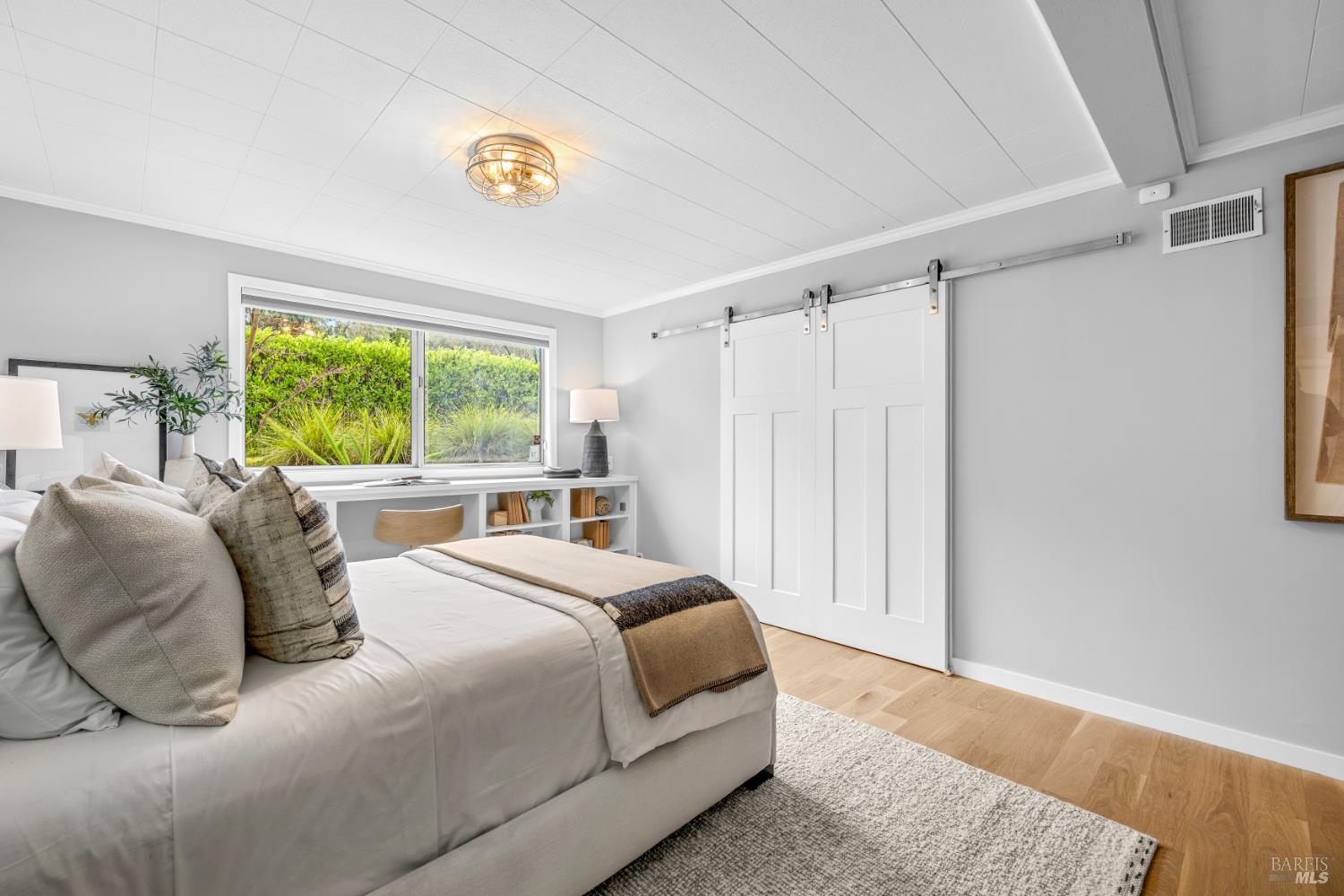 Detail Gallery Image 39 of 55 For 34 Southridge Dr, Tiburon,  CA 94920 - 4 Beds | 3/1 Baths