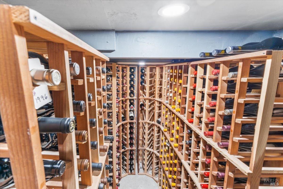 Detail Gallery Image 38 of 96 For 433 Tee Ct, Healdsburg,  CA 95448 - 4 Beds | 3/1 Baths