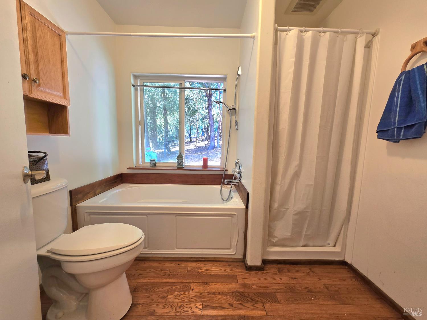 Detail Gallery Image 14 of 31 For 36193 Covelo Rd, Willits,  CA 95490 - 2 Beds | 1 Baths