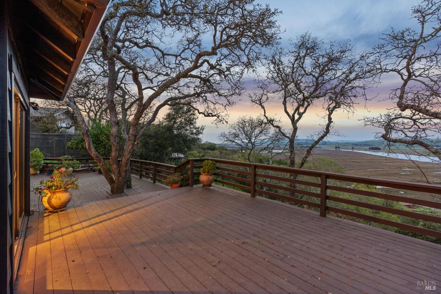 Detail Gallery Image 61 of 66 For 160 Crest Rd, Novato,  CA 94945 - 3 Beds | 3/2 Baths