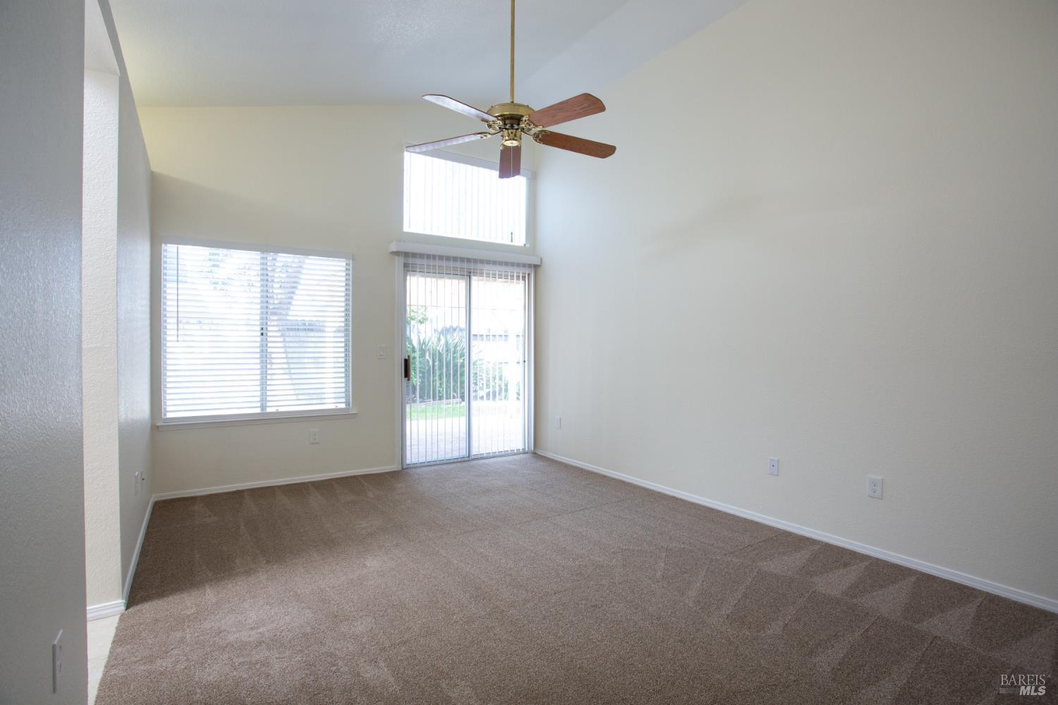 Detail Gallery Image 34 of 54 For 767 Raven Dr, Vacaville,  CA 95687 - 3 Beds | 2 Baths