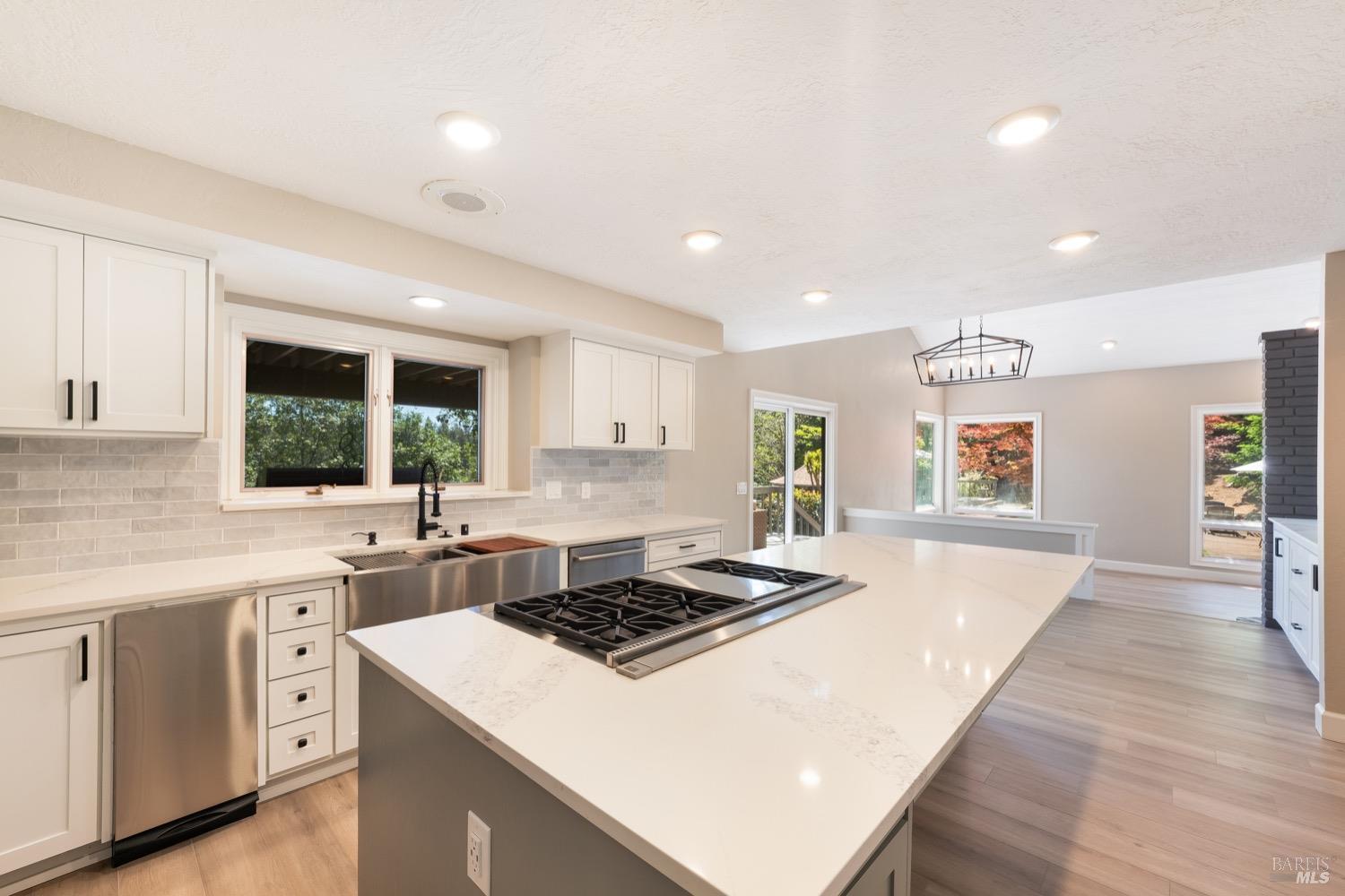 Detail Gallery Image 34 of 74 For 1275 Summit Lake Dr, Angwin,  CA 94508 - 4 Beds | 3/1 Baths