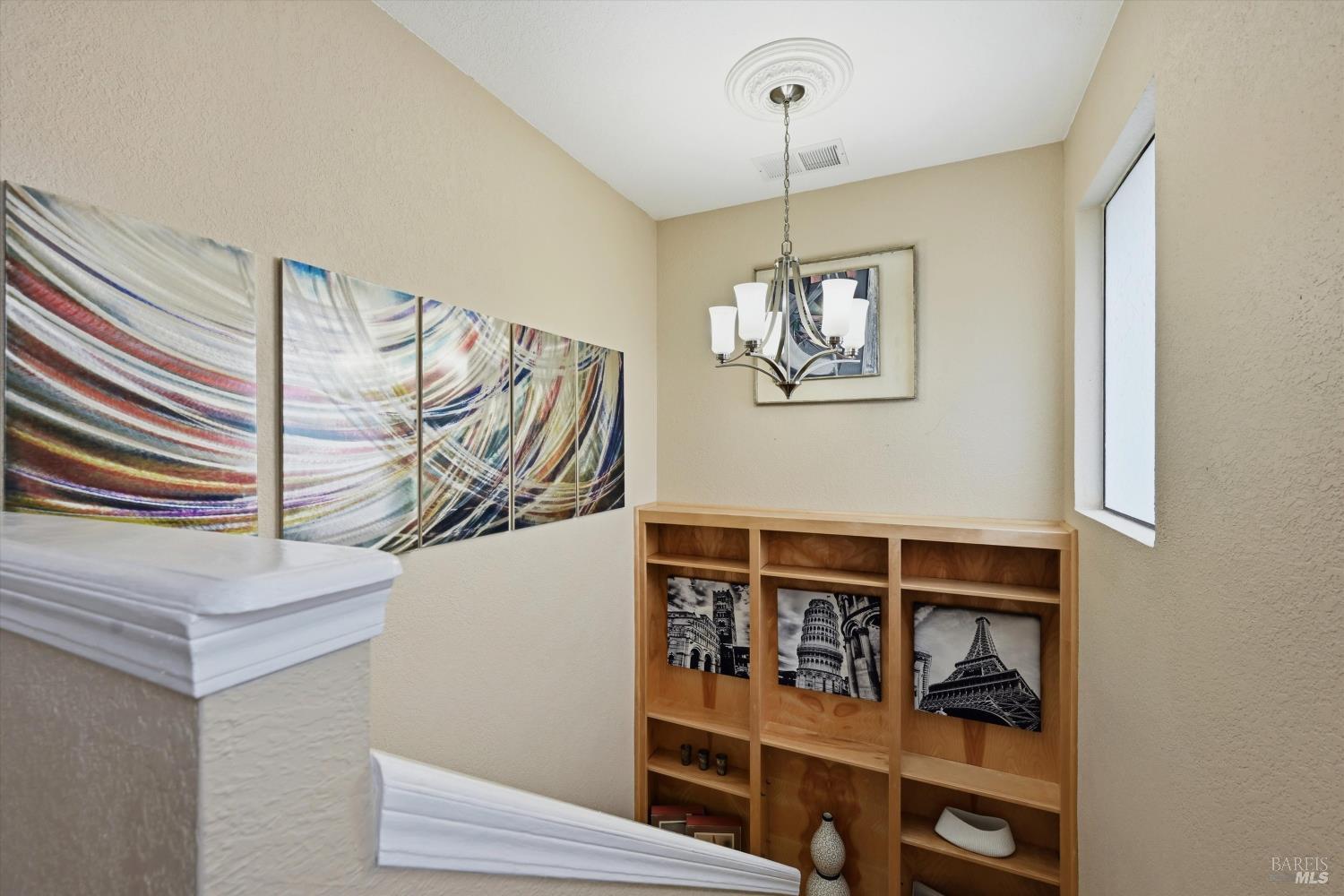 Detail Gallery Image 23 of 32 For 29 Vanessa Ct, Napa,  CA 94558 - 2 Beds | 2 Baths