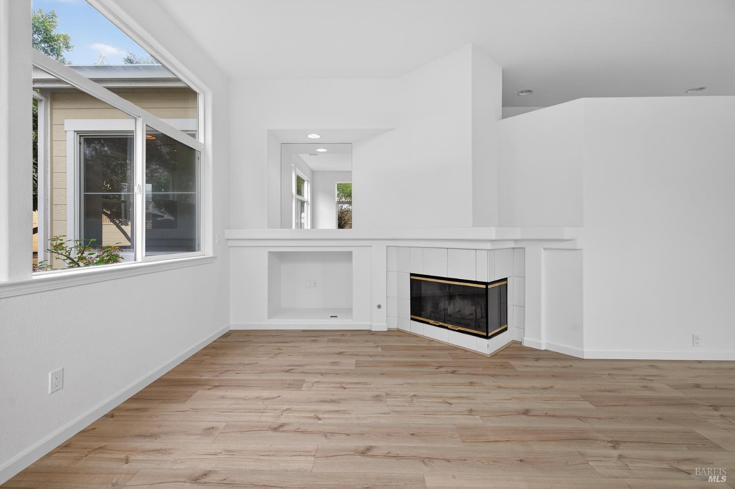 Detail Gallery Image 23 of 65 For 6539 Pine Valley Dr, Santa Rosa,  CA 95409 - 3 Beds | 2 Baths