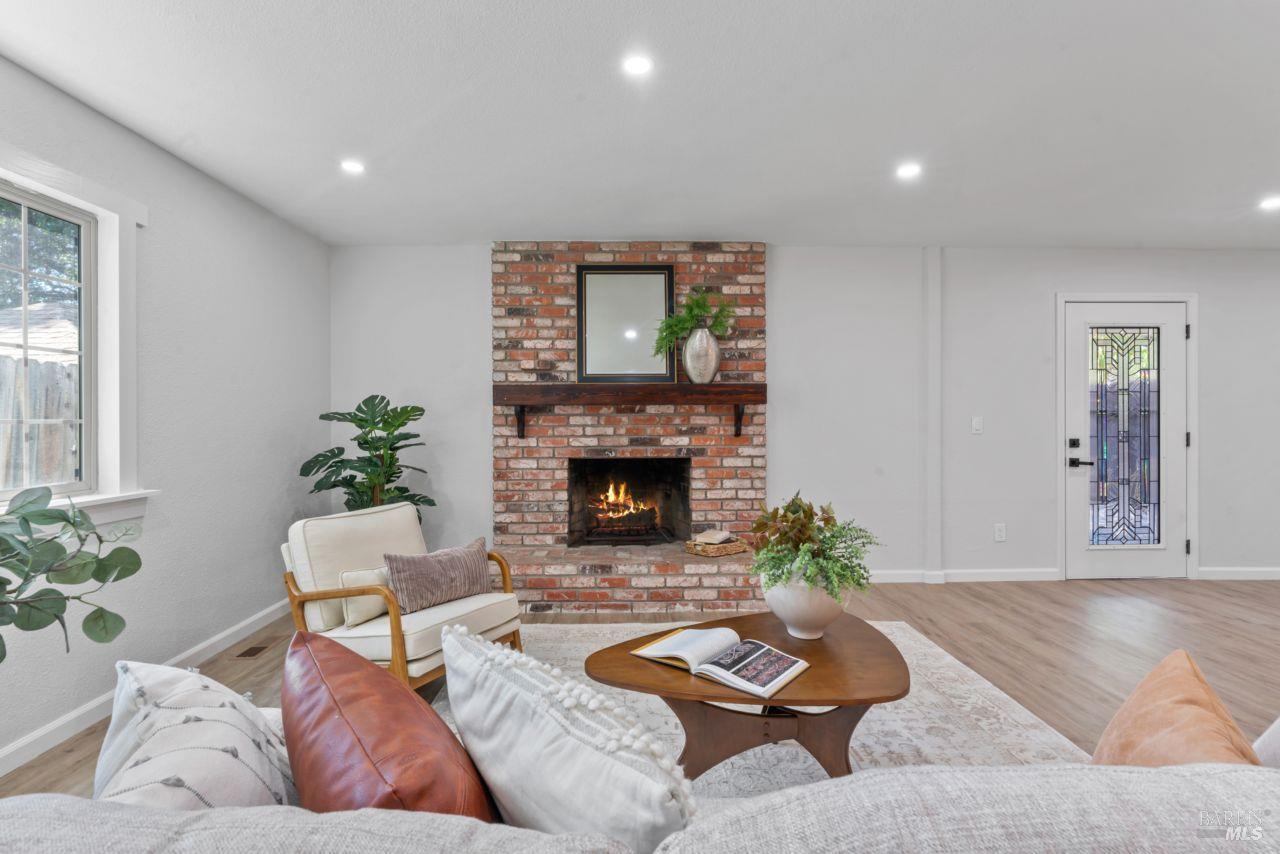 Detail Gallery Image 19 of 88 For 1661 Fairfield Ave, Fairfield,  CA 94533 - 3 Beds | 2/1 Baths