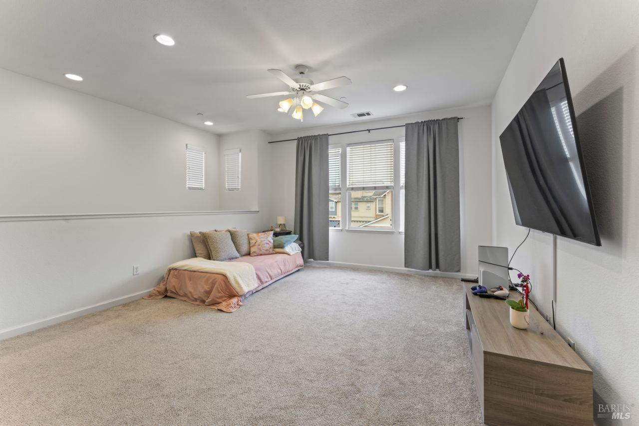 Detail Gallery Image 17 of 25 For 865 Citation Ct, Napa,  CA 94559 - 3 Beds | 2/1 Baths