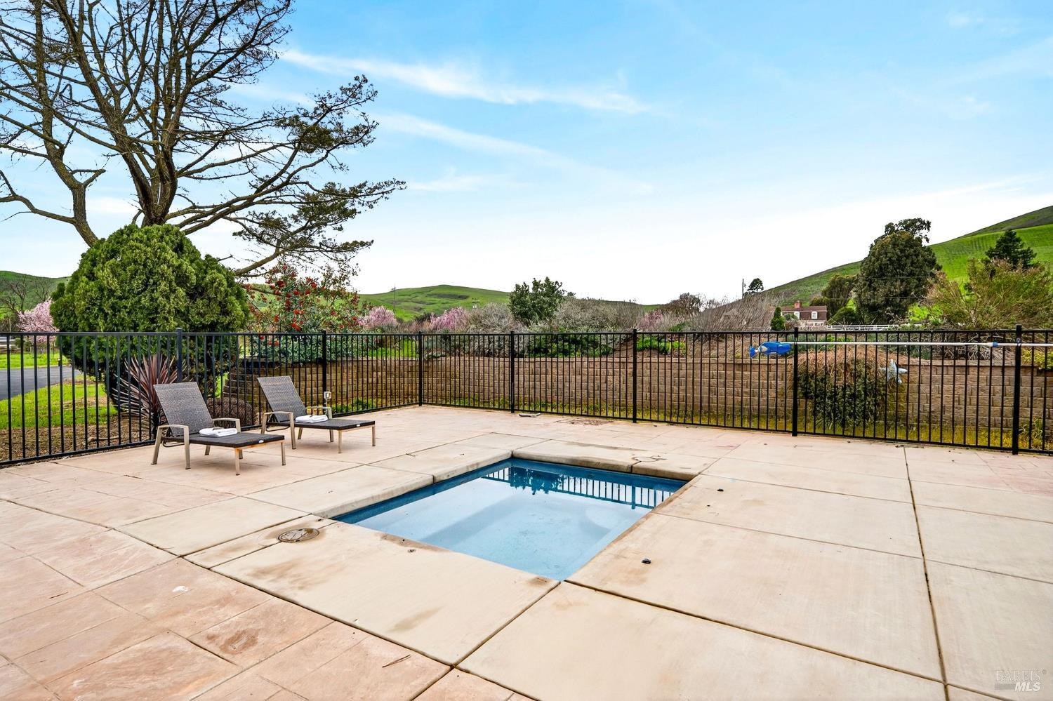 Detail Gallery Image 50 of 69 For 3534 Spurs Trl, American Canyon,  CA 94503 - 4 Beds | 2 Baths