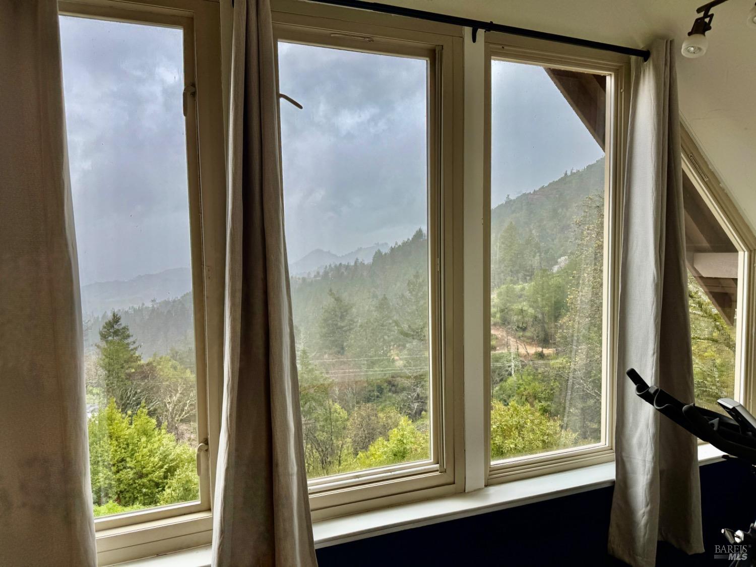 Detail Gallery Image 24 of 51 For 4405 Lake County Hwy, Calistoga,  CA 94515 - 3 Beds | 2 Baths