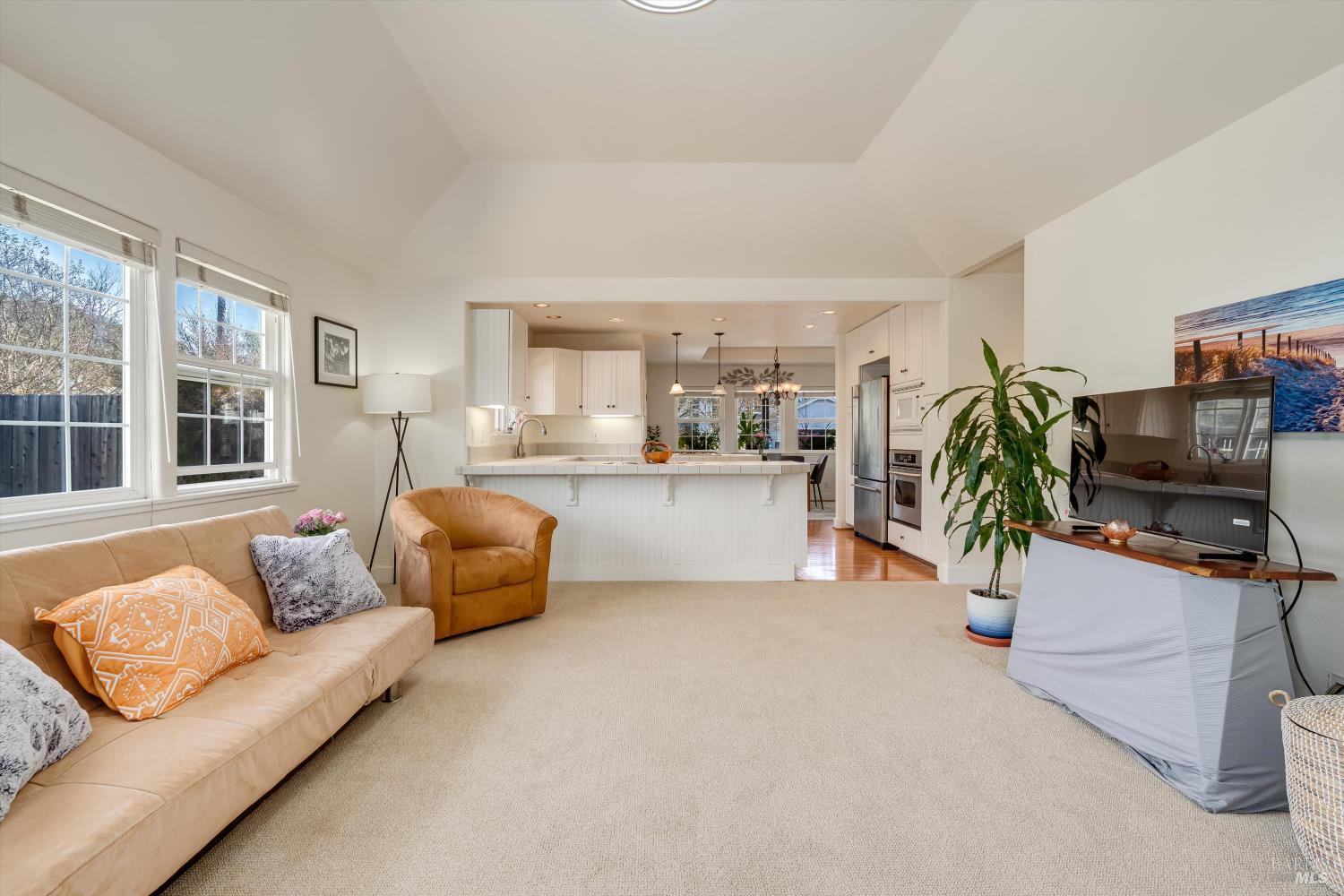 Detail Gallery Image 16 of 30 For 1911 Emerald Dr, Calistoga,  CA 94515 - 3 Beds | 2 Baths