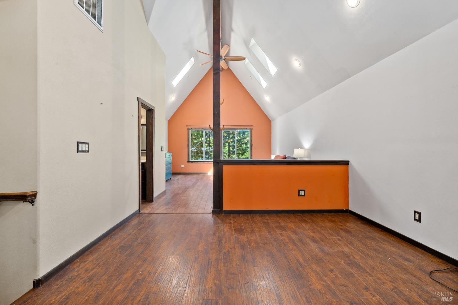 Detail Gallery Image 16 of 53 For 9935 Occidental Rd, Sebastopol,  CA 95472 - 3 Beds | 3 Baths