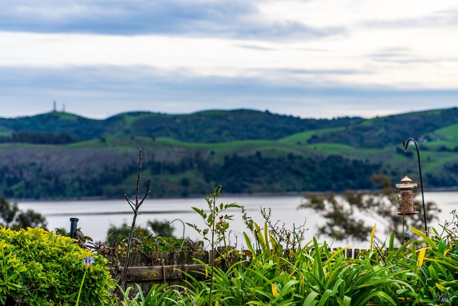 Detail Gallery Image 43 of 48 For 1474 London Cir, Benicia,  CA 94510 - 2 Beds | 2 Baths