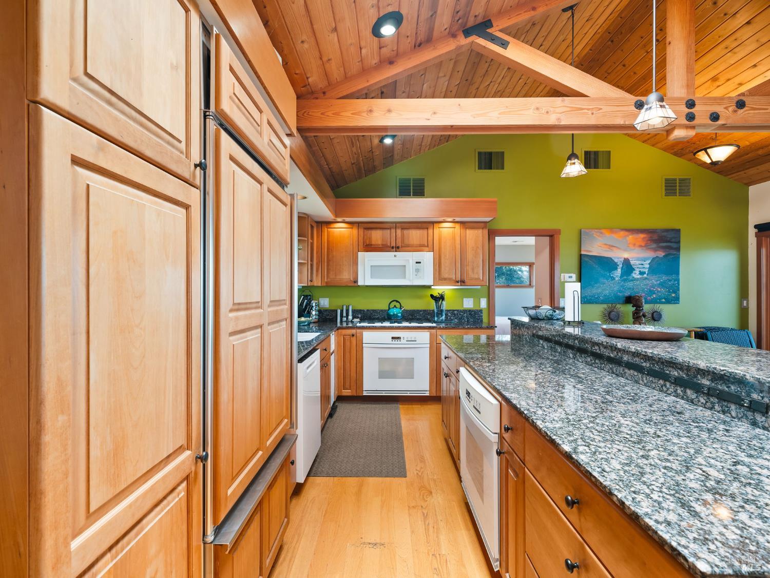 Detail Gallery Image 28 of 39 For 7400 S Highway 1 Unkn, Elk,  CA 95432 - 3 Beds | 3 Baths