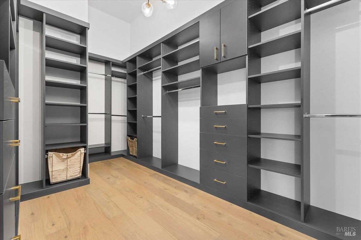 Detail Gallery Image 28 of 75 For 3623 Crescent Cir, Santa Rosa,  CA 95403 - 4 Beds | 5 Baths