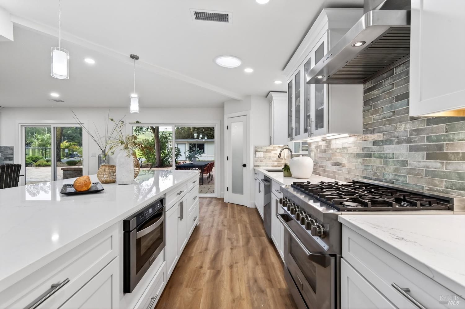 Detail Gallery Image 17 of 69 For 3534 Spurs Trl, American Canyon,  CA 94503 - 4 Beds | 2 Baths