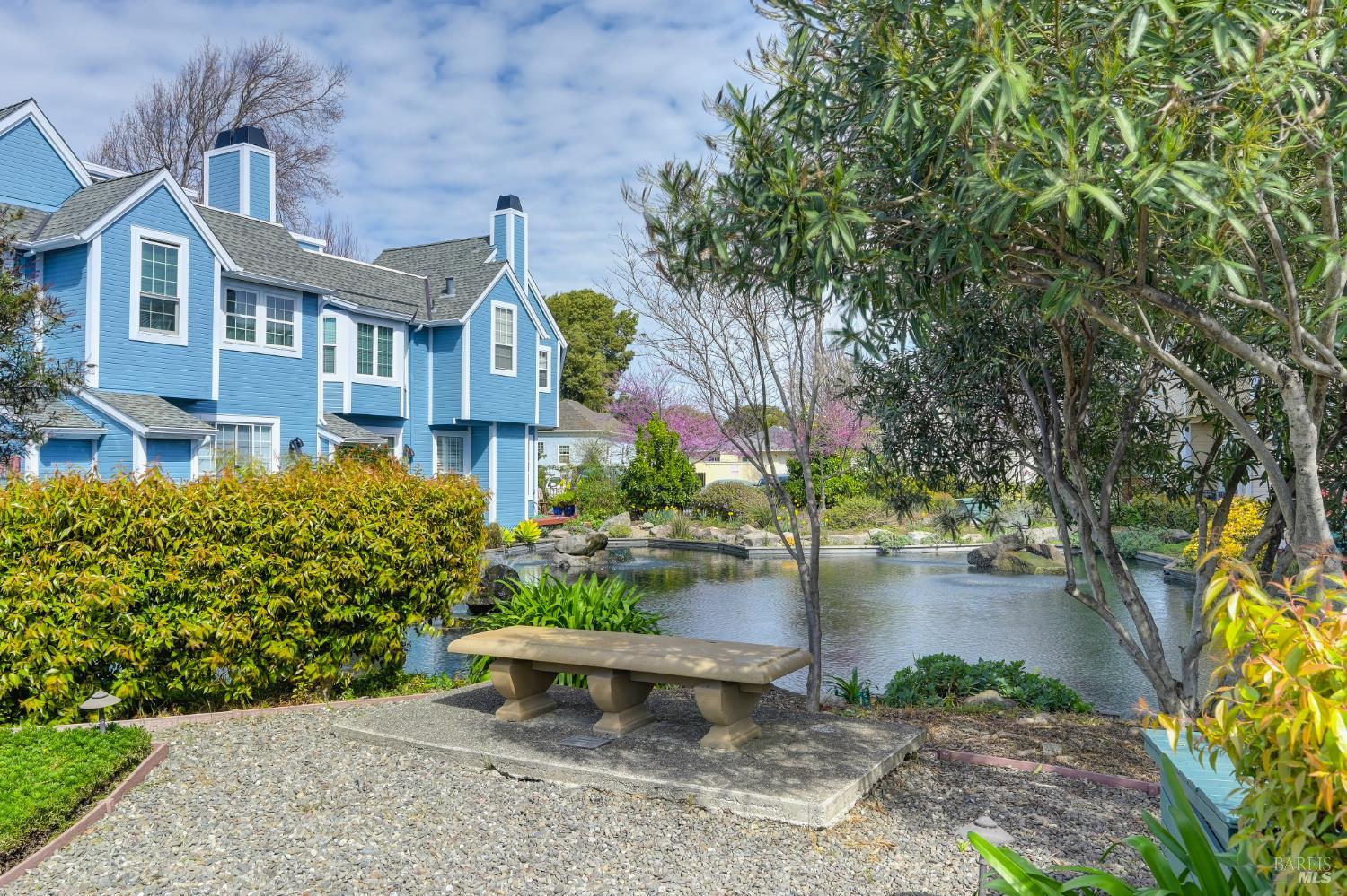 Detail Gallery Image 36 of 37 For 195 E B St, Benicia,  CA 94510 - 3 Beds | 2/1 Baths