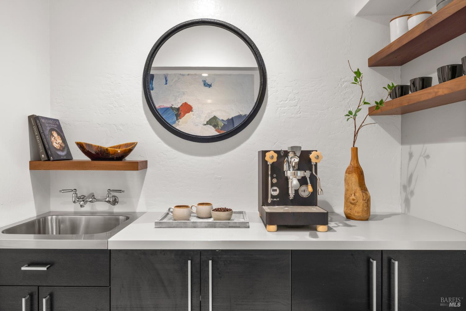 Detail Gallery Image 43 of 55 For 34 Southridge Dr, Tiburon,  CA 94920 - 4 Beds | 3/1 Baths