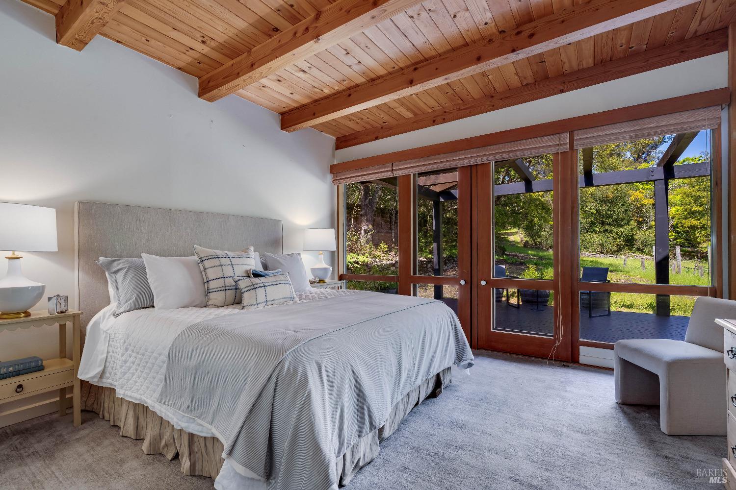 Detail Gallery Image 33 of 68 For 1626 Whitehall Ln, Saint Helena,  CA 94574 - 5 Beds | 7/1 Baths