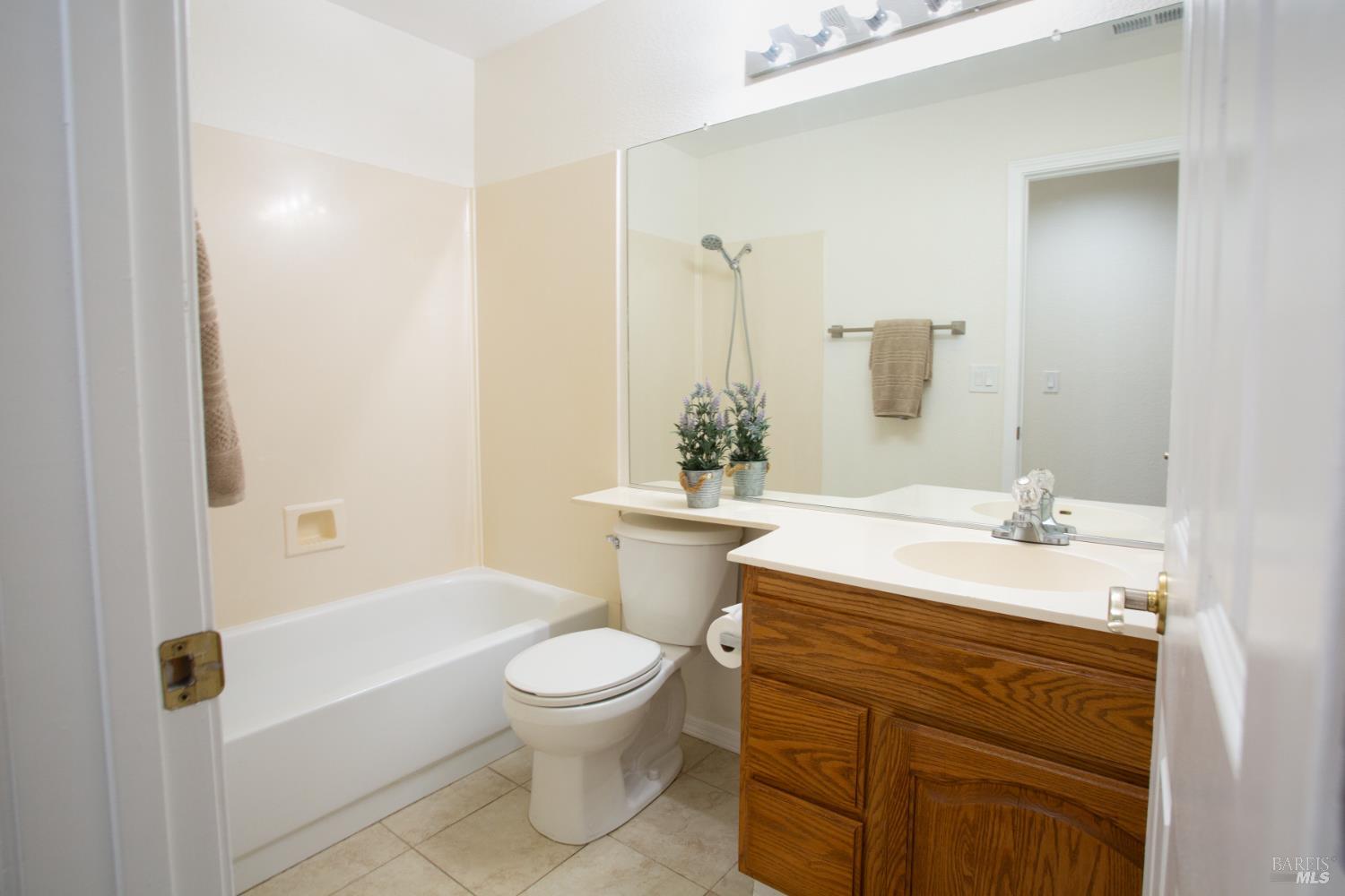 Detail Gallery Image 29 of 54 For 767 Raven Dr, Vacaville,  CA 95687 - 3 Beds | 2 Baths