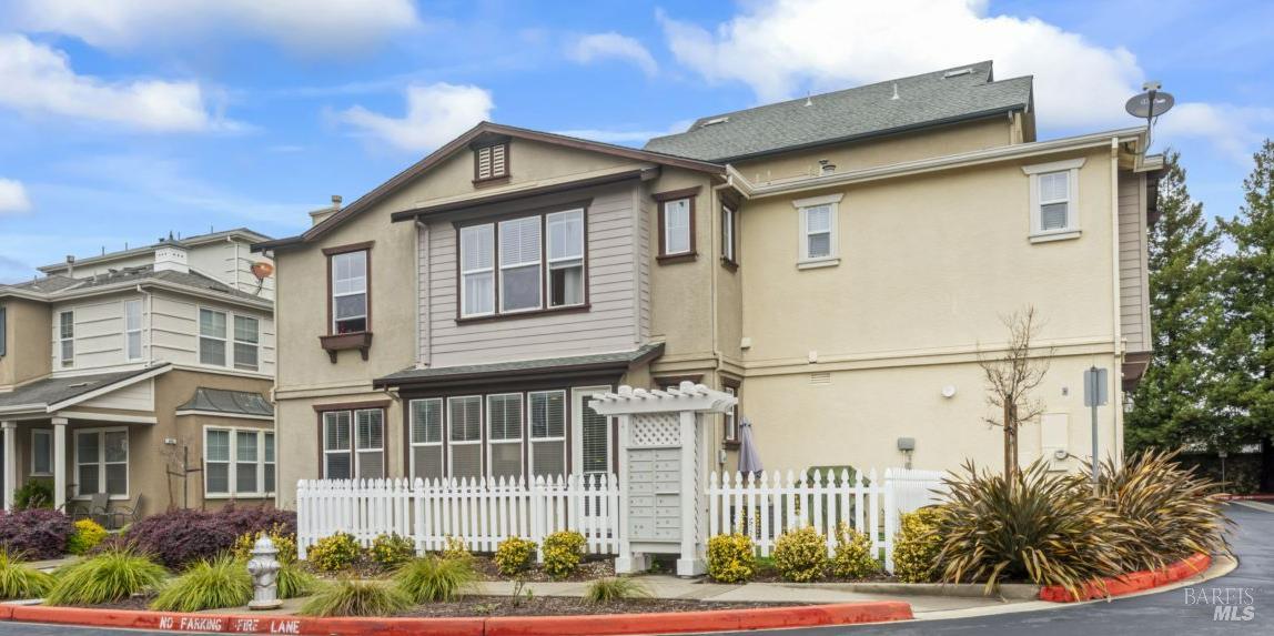 Detail Gallery Image 25 of 25 For 865 Citation Ct, Napa,  CA 94559 - 3 Beds | 2/1 Baths