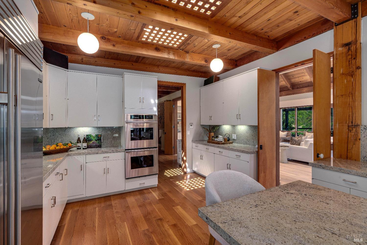 Detail Gallery Image 25 of 68 For 1626 Whitehall Ln, Saint Helena,  CA 94574 - 5 Beds | 7/1 Baths