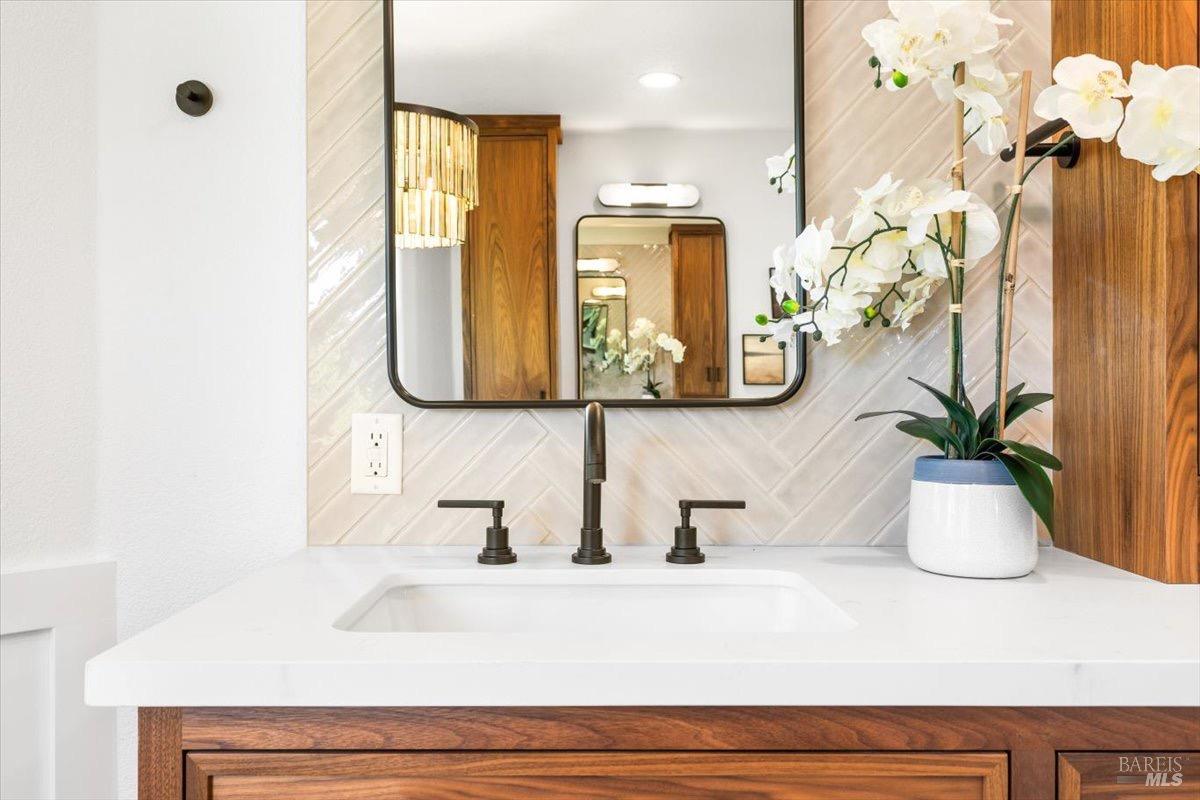 Detail Gallery Image 52 of 96 For 433 Tee Ct, Healdsburg,  CA 95448 - 4 Beds | 3/1 Baths