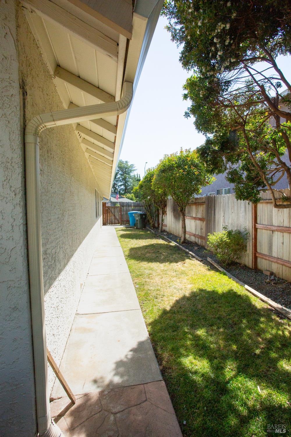 Detail Gallery Image 42 of 54 For 767 Raven Dr, Vacaville,  CA 95687 - 3 Beds | 2 Baths