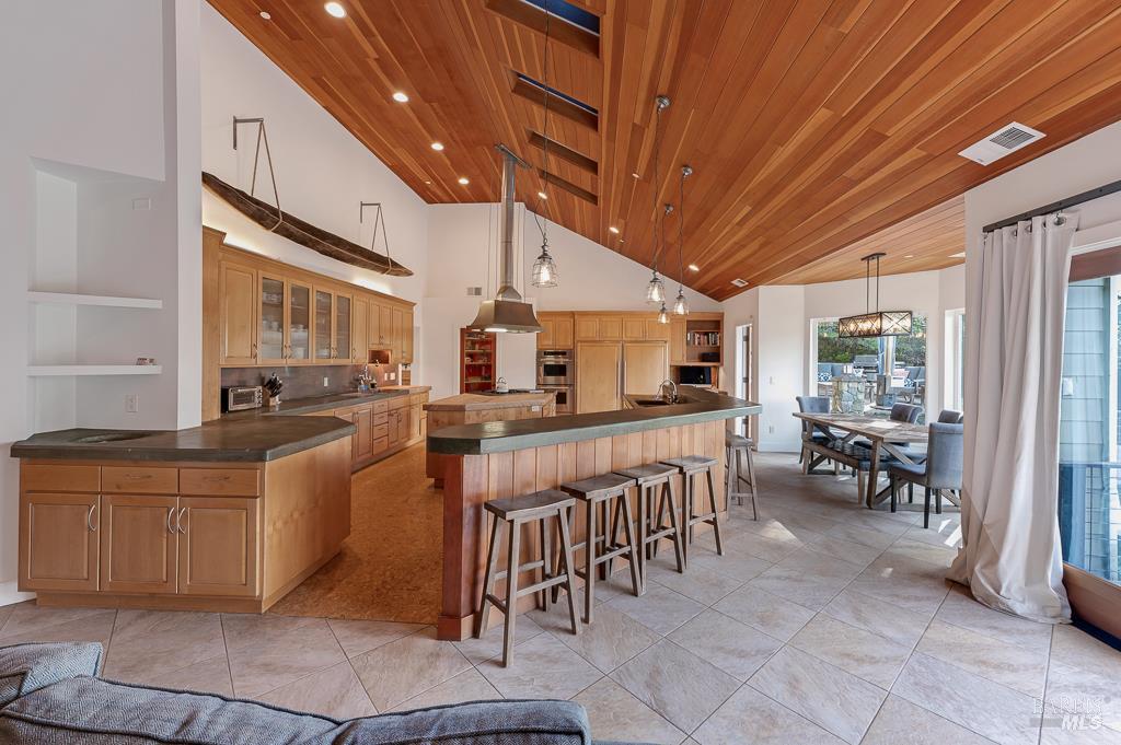 Detail Gallery Image 7 of 39 For 801 Samantha Ct, Healdsburg,  CA 95448 - 5 Beds | 4 Baths