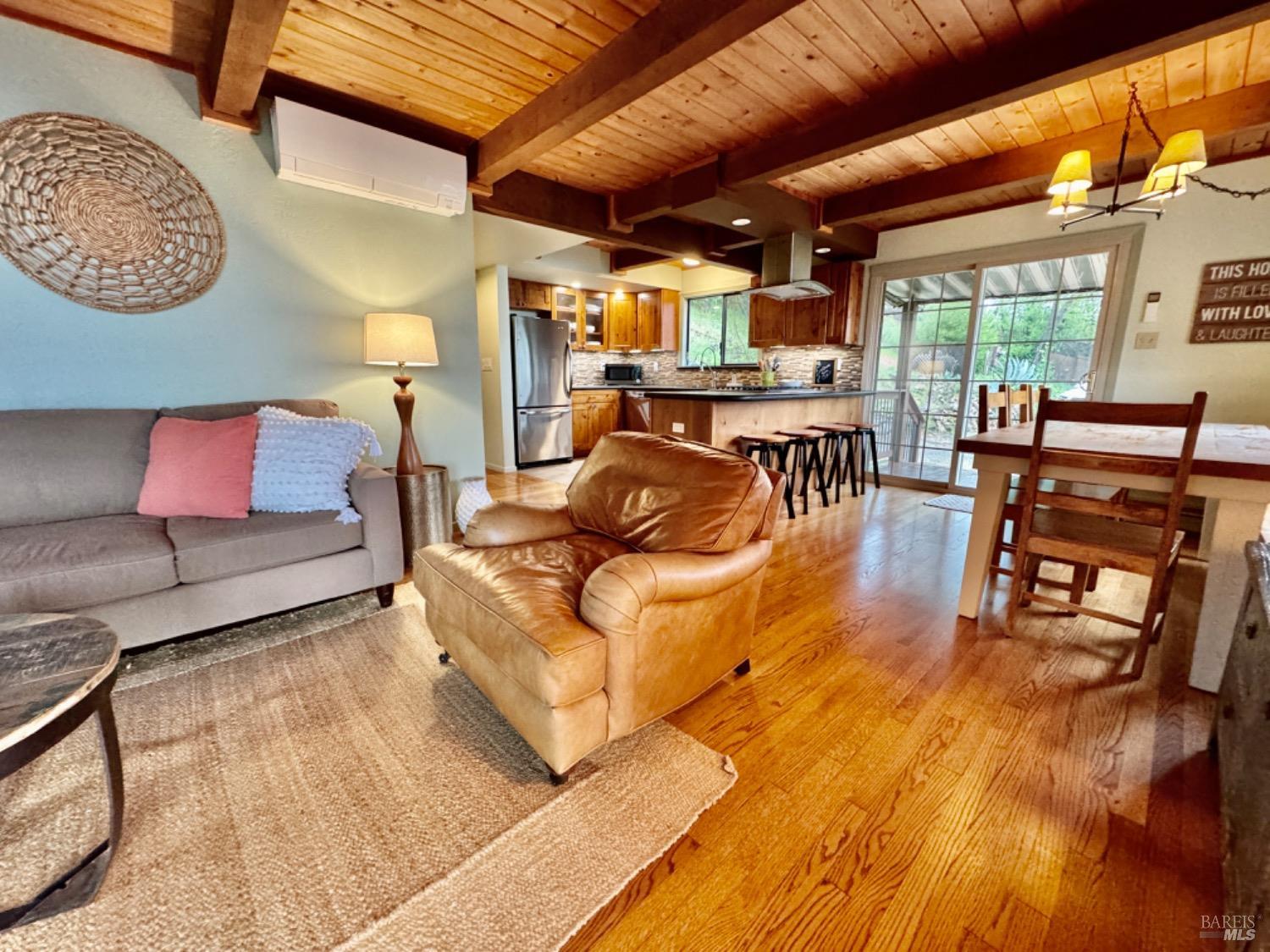 Detail Gallery Image 14 of 51 For 4405 Lake County Hwy, Calistoga,  CA 94515 - 3 Beds | 2 Baths